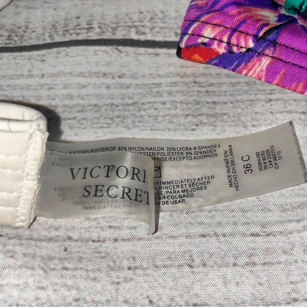 Victoria's Secret Bombshell Bundle - image 3